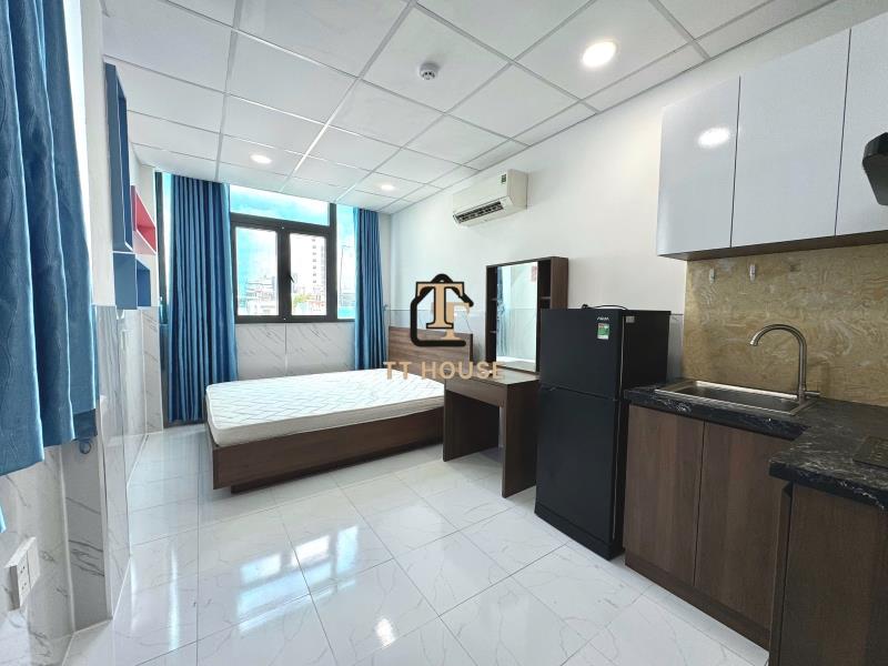 Cho thuê căn hộ hàng xanh - nguyễn văn thương full nội thất có ban công rộng - tiện di chuyển q1 q2 thủ đức - Ảnh 3