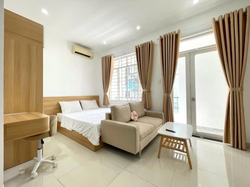 Căn hộ ban công 40m2, phan đăng lưu gần khu ẩm thực phan xích long sát q1, q3 - Ảnh 2
