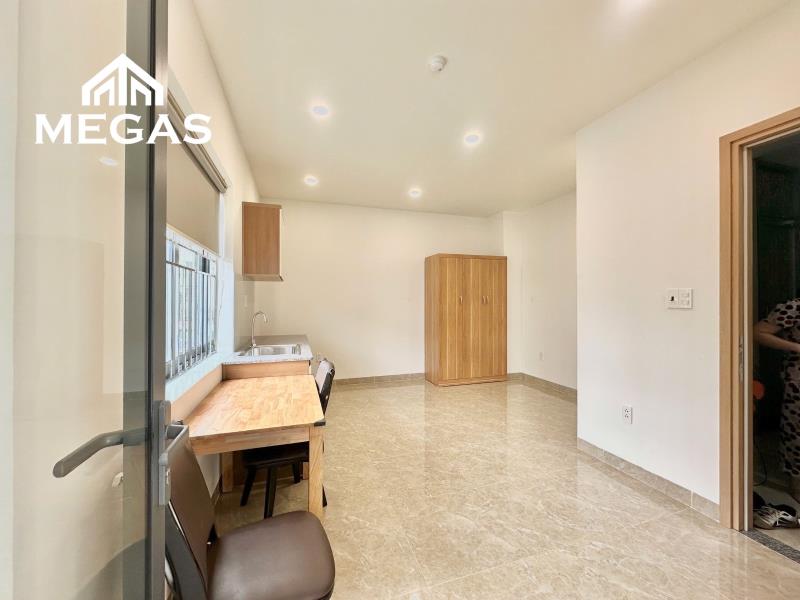 Studio ban công & cửa sổ full nt | ngay aeon tân phú chỉ 5 củ - Ảnh 2