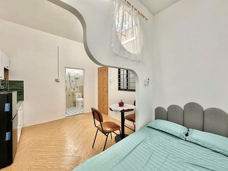 Studio tách bếp/studio có cửa sổ trời - sân bay tân sơn nhất (ga t1, t2), công viên hoàng văn thụ, bạch đằng, hồng hà, cộng hòa, công viên gia định - Ảnh 2