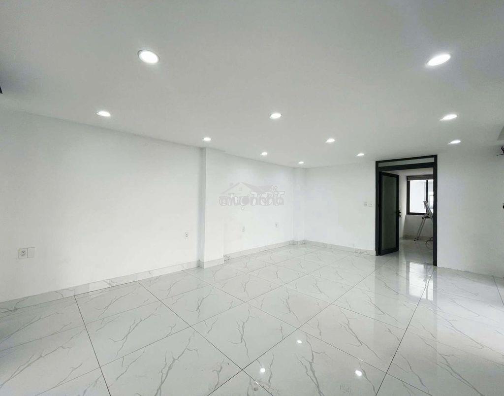 Văn phòng nguyên tầng 90m2 hai mặt tiền thoáng đẹp giá chỉ 11tr/tháng - Ảnh 4