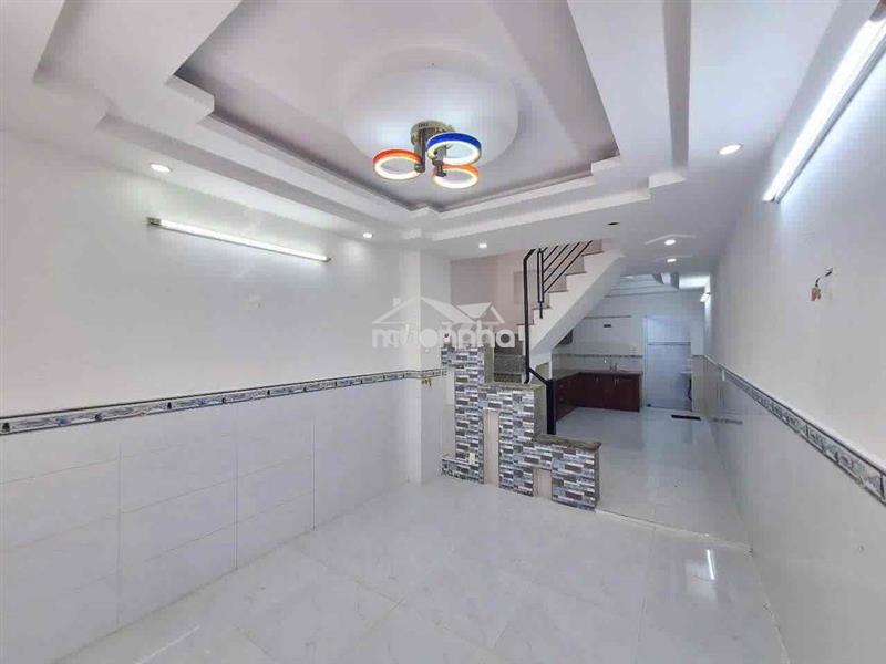 Nhà mới 2l + st 4 phòng 8 triệu 3.2x 13m hẻm ô tô gần bệnh viện nhà bè