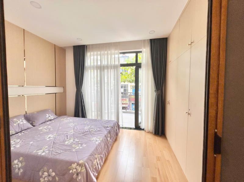 Cho thuê căn hộ 1 phòng ngủ bình thạnh, full nội thất, ban công, cửa sổ lớn, gần điện biên phủ, hàng xanh, quận 1