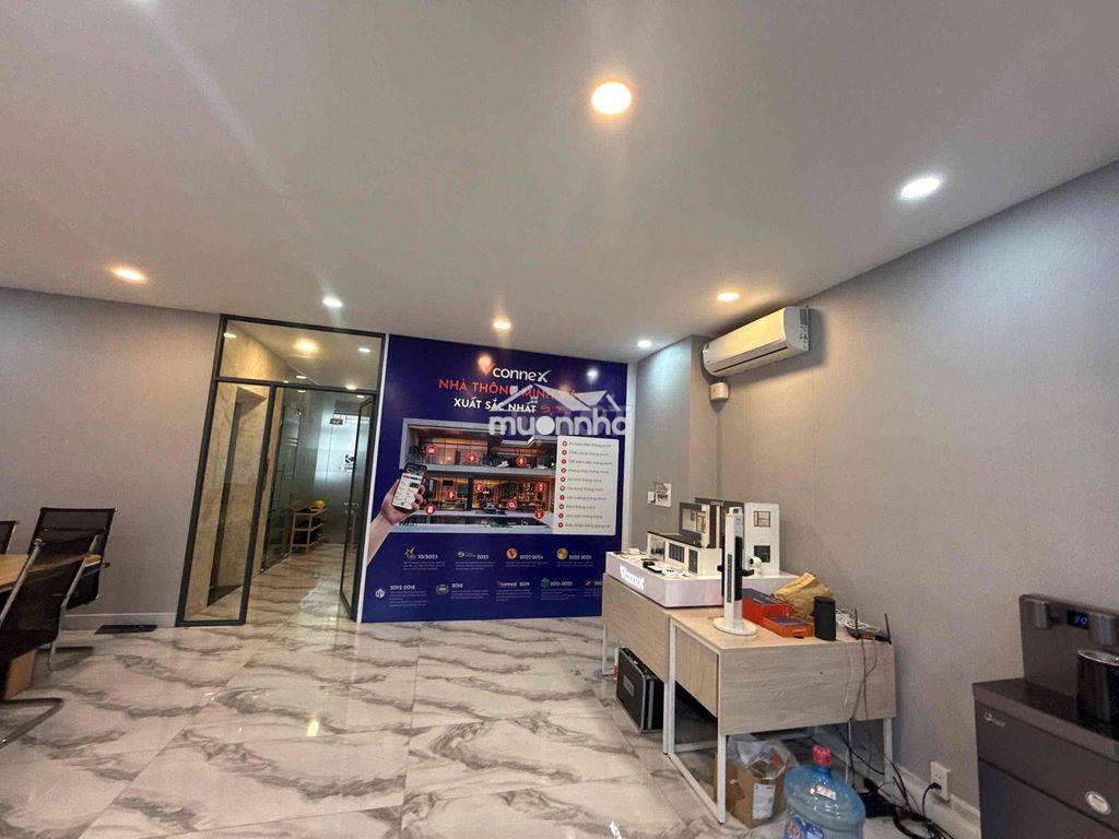 Văn phòng 100m2 full nt, ngăn kính sẵn phòng gđ có thang máy - Ảnh 4