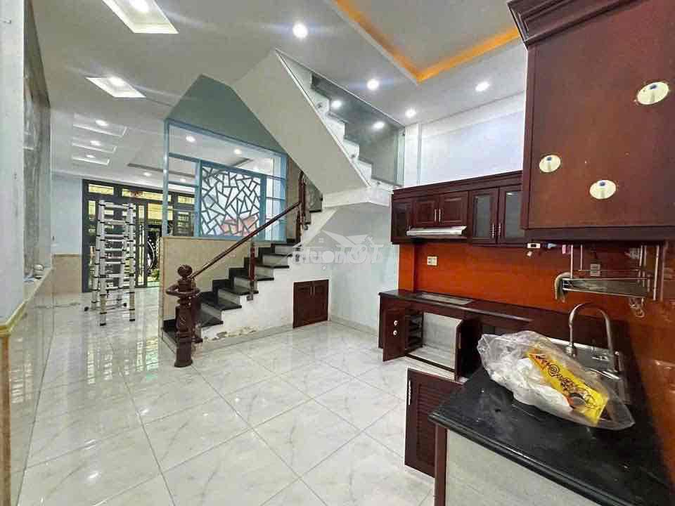 Nhà 4 tầng sân oto khu ven sông gần gigamall sẵn nội thất cơ bản - Ảnh 4