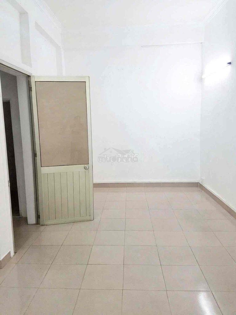 Nhà hxh ngang 6x15m - 3 tầng - gần mt đường - Ảnh 4