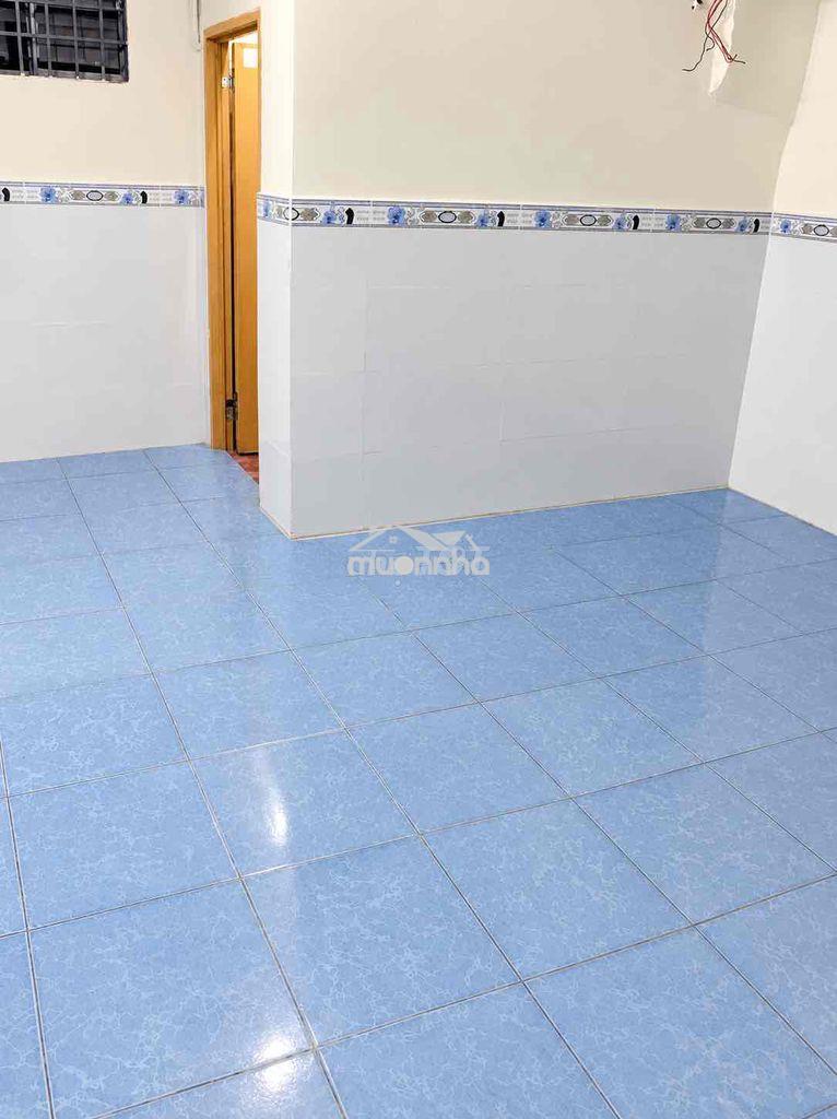 Nhà phú thọ hoà 4x18m đúc lửng 2 phòng ngủ 9tr - Ảnh 3