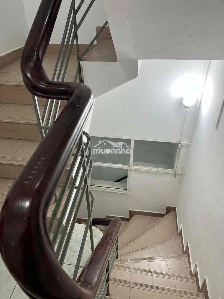 Bán nhà hẻm tôn thất hiệp 4tầng sân thượng 2pn 2wc - Ảnh 4