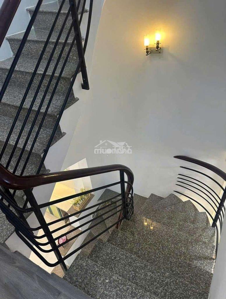 Nhà cho thuê nguyên căn 3 phòng ngủ - hẻm ôtô - Ảnh 4