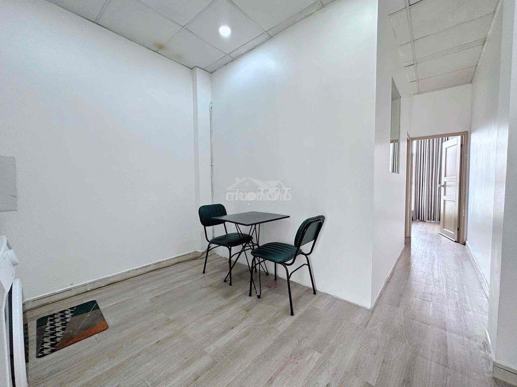 Cho thuê căn 2 ngủ - 1 bếp - có thang máy - giờ tự do - oto tận cửa - Ảnh 3