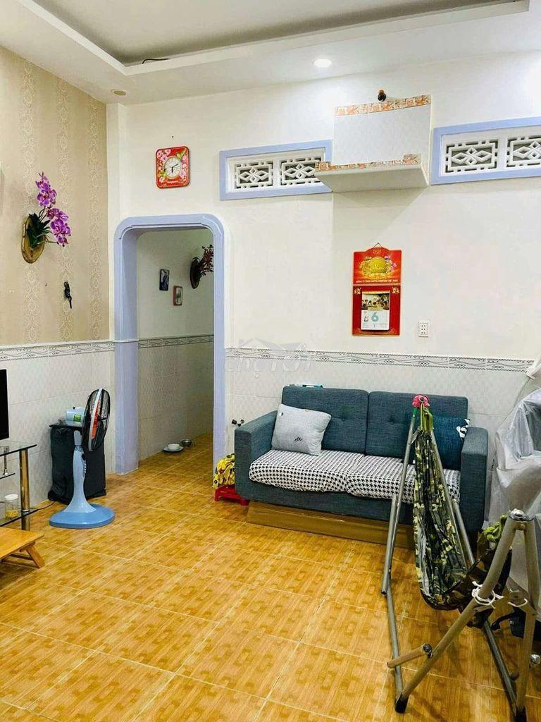 Nhà đang trống cần gia đình hoặc sinh viên vào ở ngay - Ảnh 3