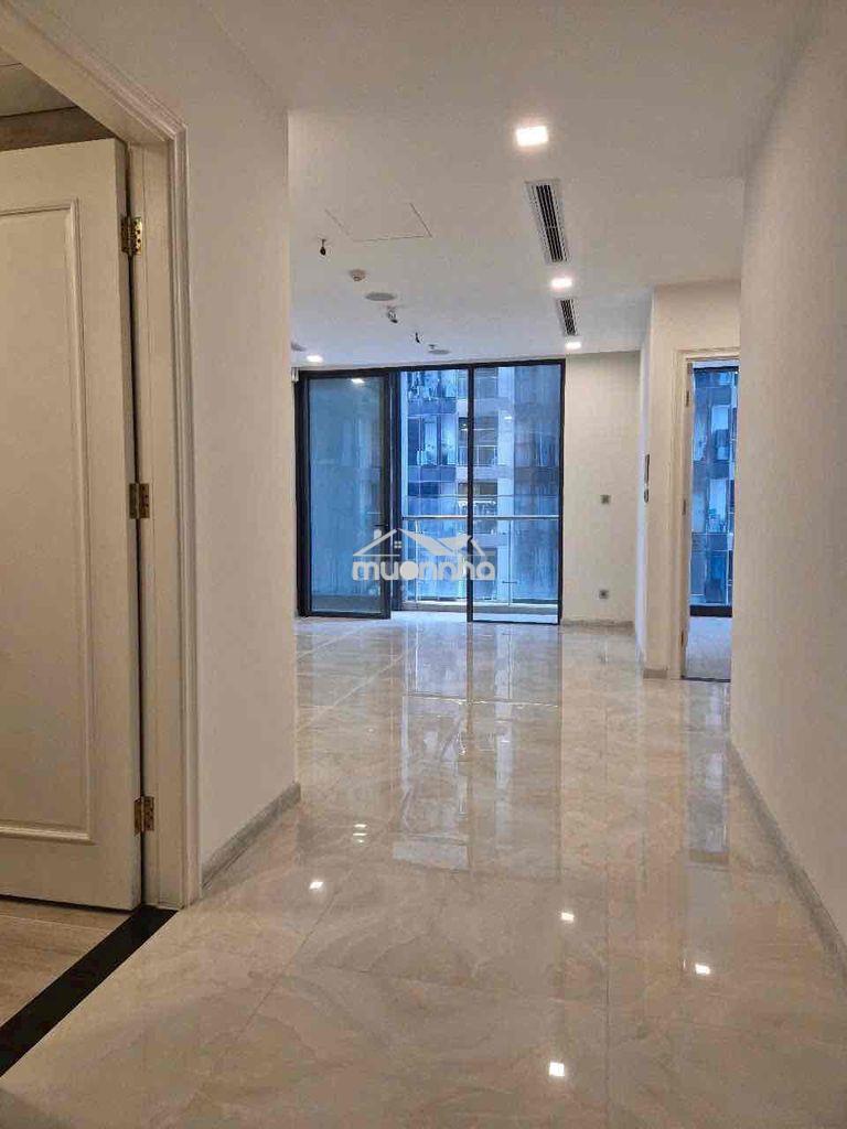 Cho thuê căn hộ vinhomes golden river bason lh :