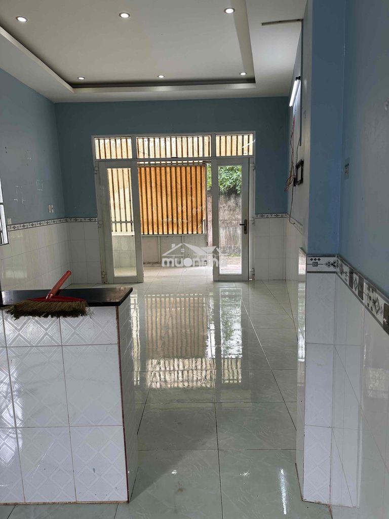 Nhà nguyên can , điện nước chính thức , nhà góc , khu dân cư yên tỉnh - Ảnh 3