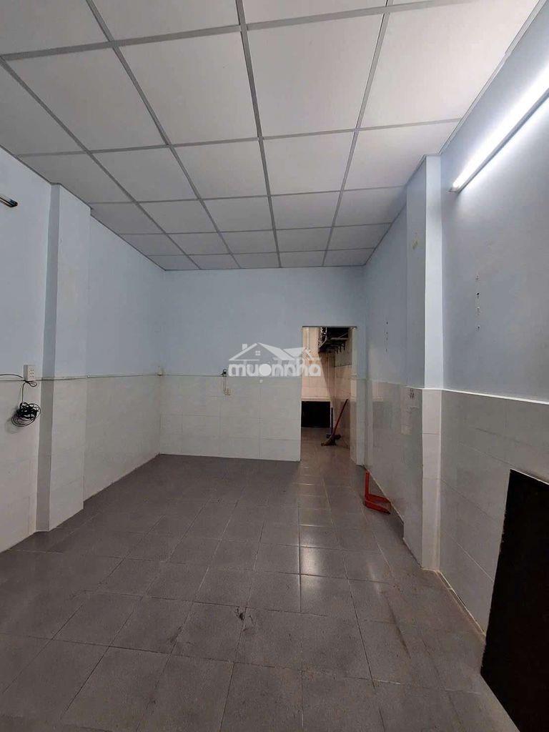 🏠🏠 Cho thuê nhà hẻm đường an bình, p6 q5
💢 dt 3,5m ❌ 10 m, kết cấu 1