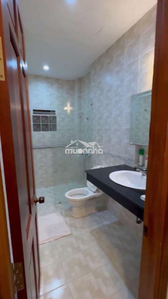 Căn hộ thang máy full nội thất - Ảnh 4