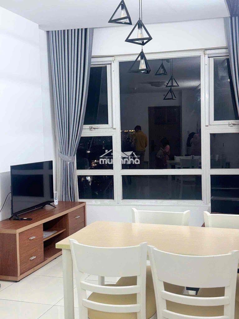 Cho thuê căn hộ 3 phòng ngủ 2 wc giá tốt