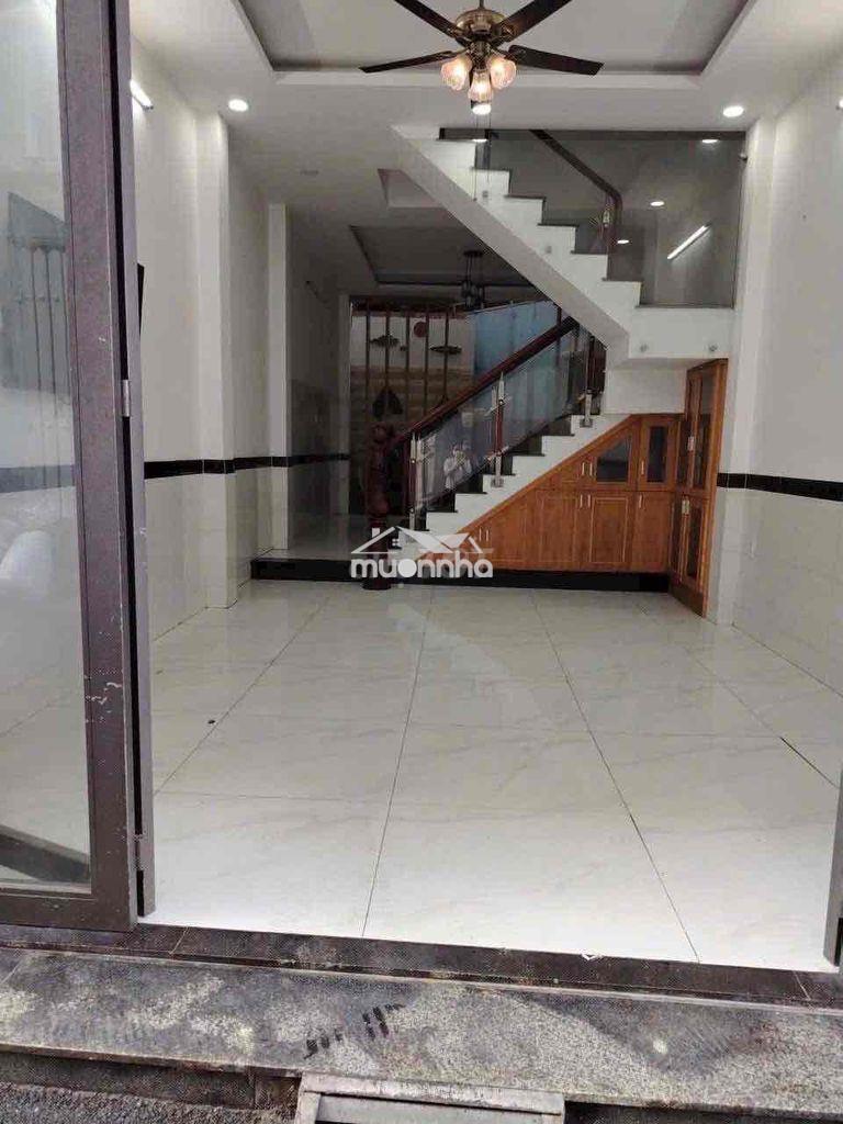 🏦 Nhà nc nup hẻm 213// đường số 28 p6