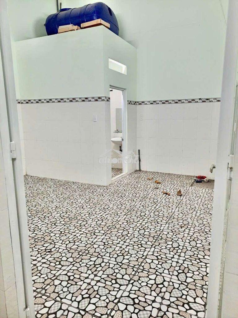 Nhà kho 8tr 150m2( 5×30_1pn) - Ảnh 4