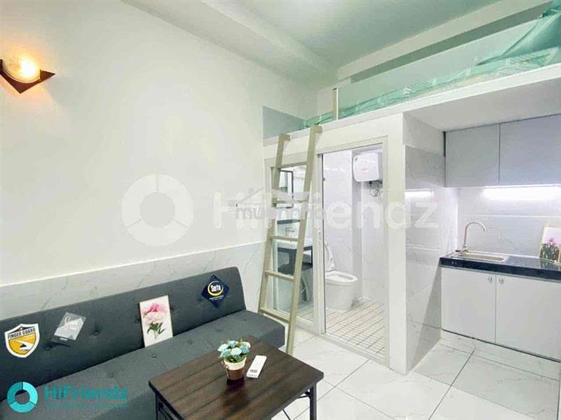 Phòng gác thang máy new mới xây , ngay cầu chà và q5