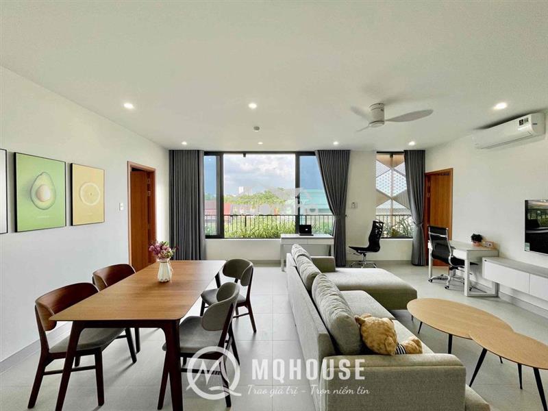 Cho thuê căn hộ 2pn ngay etown cộng hoà
