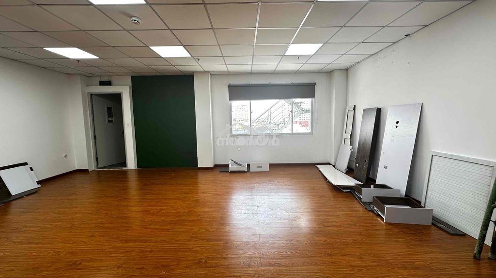 Văn phòng 90m2 ngay ngã 4 hàng xanh - hướng về cầu thị nghè - Ảnh 3