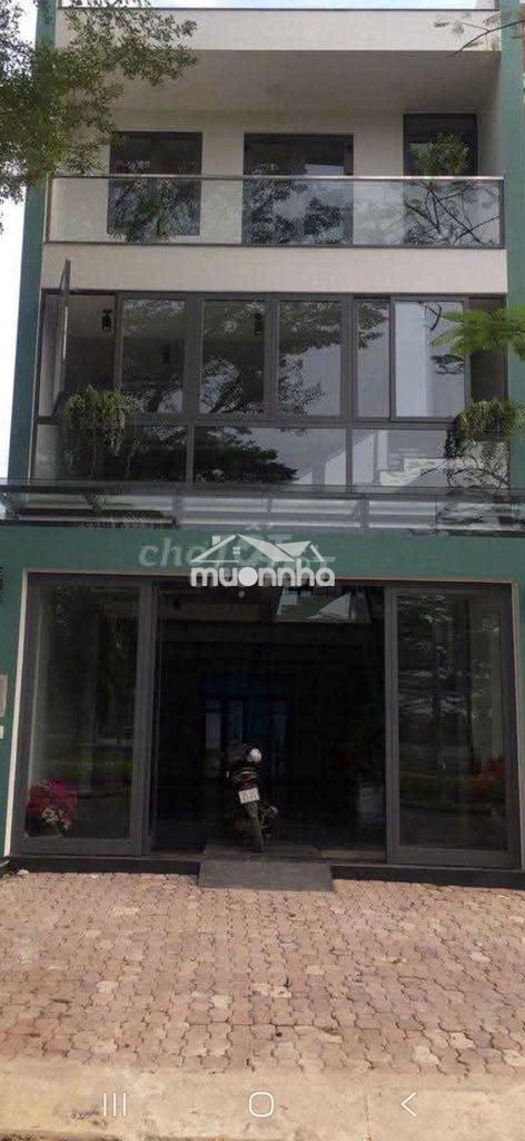 Mặt bằng kinh doanh