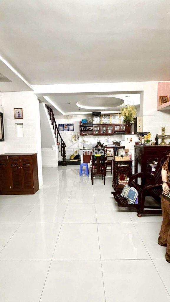 Q7 230m2 (4x32) nở 8m tặng 4 căn nhà 2 tầng cách htp 30m chỉ 10 tỷ