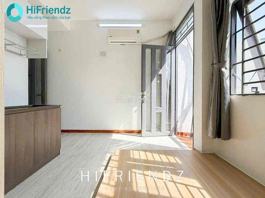 Căn hộ có ban công full nội thất đường lớn tiện đi quận 1 - Ảnh 2