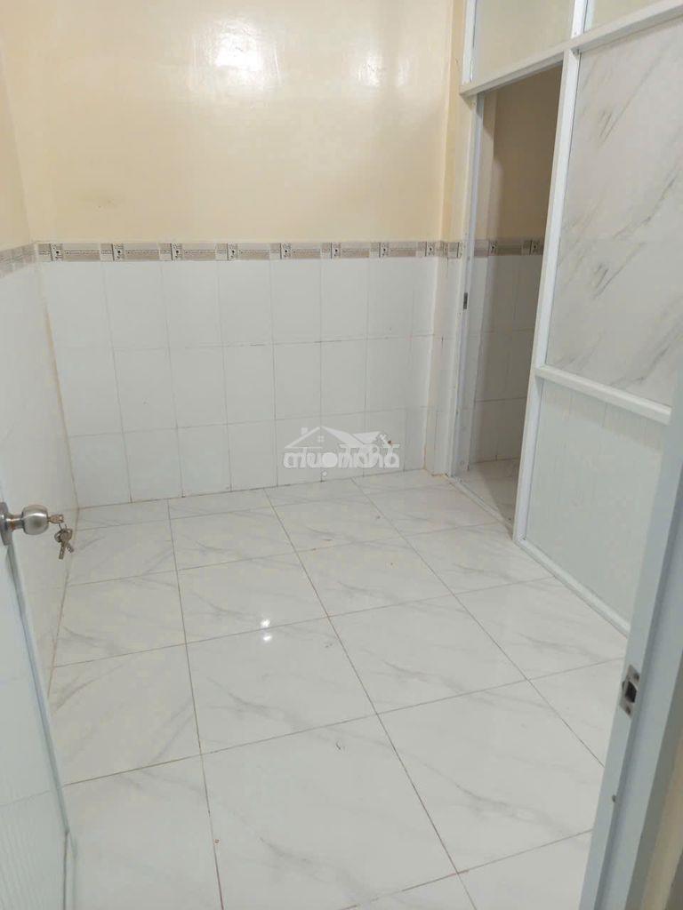 Cho thuê nhà nguyên căn q12-6tr - Ảnh 3