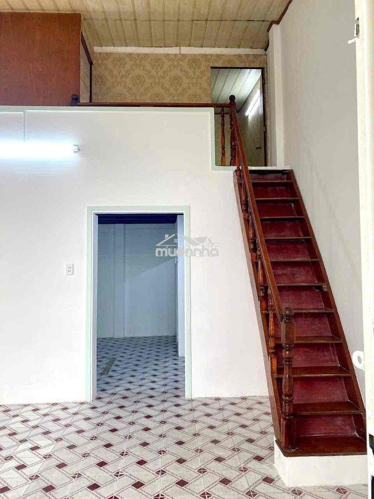 Nhà cho thuê nguyên căn chợ bà chiểu - Ảnh 2