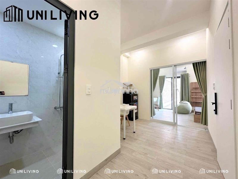 1pn có ban công rộng 45m2 full nội thất thang máy ngay big c quận 10