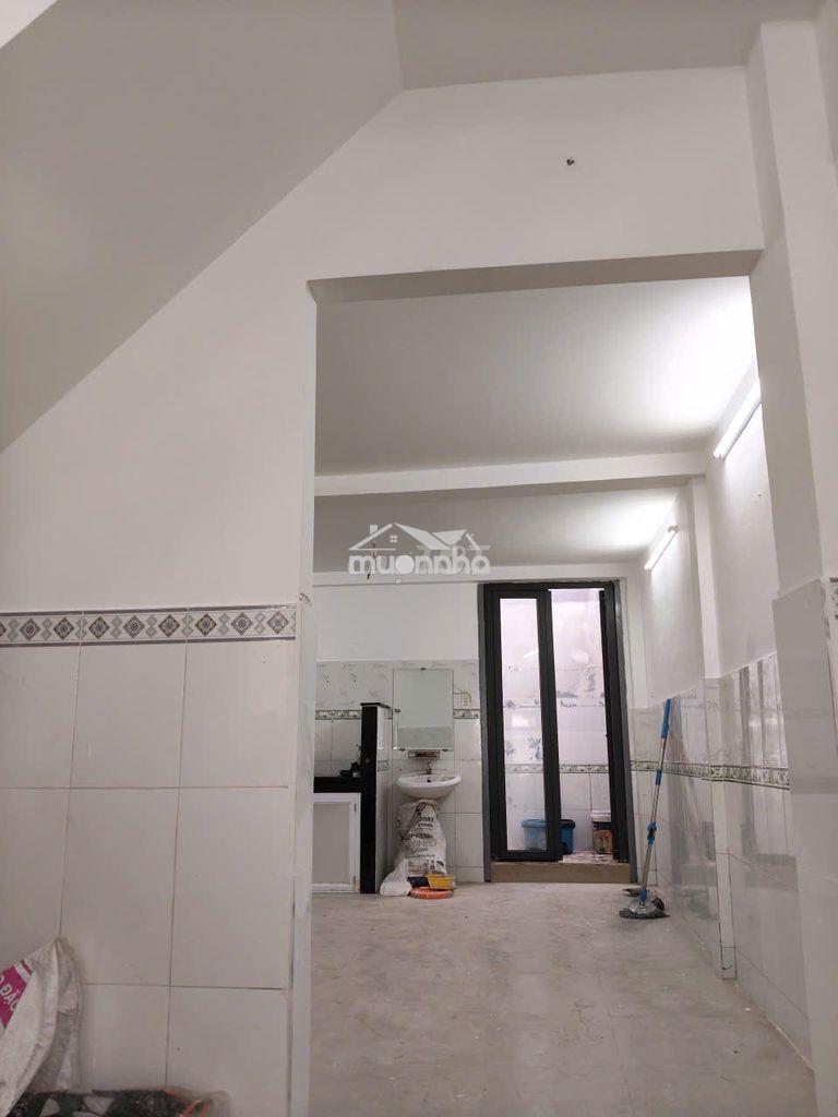 Nhà cho thuê hẻm xe hơi - Ảnh 3