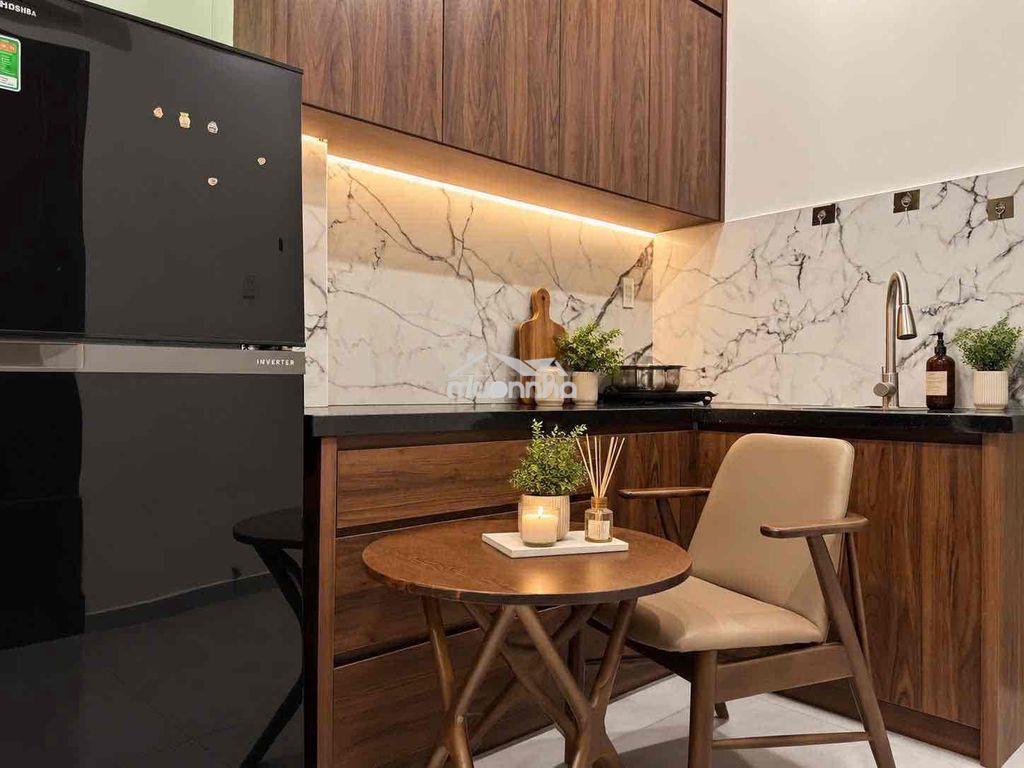 Căn hộ sạch sẽ 30m2 thoáng - thang máy - mặt tiền hùng vương quận 5 - Ảnh 4