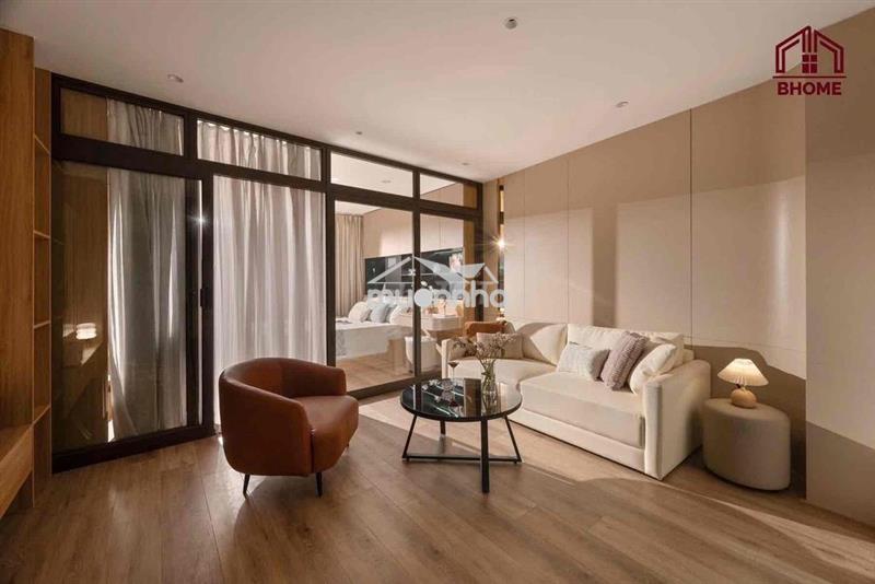 Cho thuê căn hộ 1 phòng ngủ tách bếp – gần nhà thờ tân định, la vela