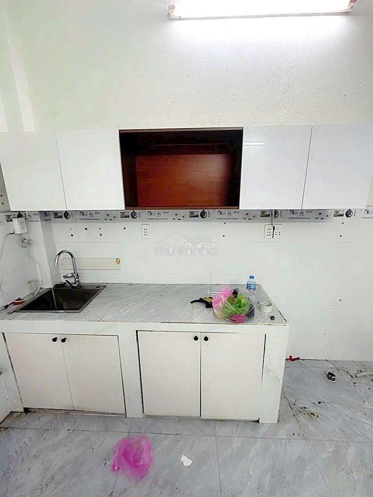 Nhà 5 triệu trống suốt miếu gò xoài - Ảnh 3