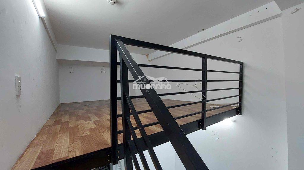 Phòng gác có chỗ phơi đồ riêng cách đh ufm 1km - Ảnh 3