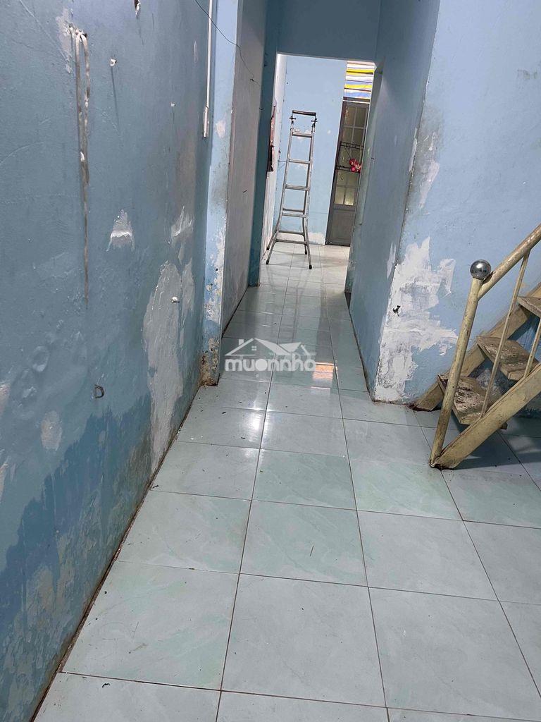 Nhà cho thuê nguyên căn 1 phòng ngủ có gác chia đc 2 phòng