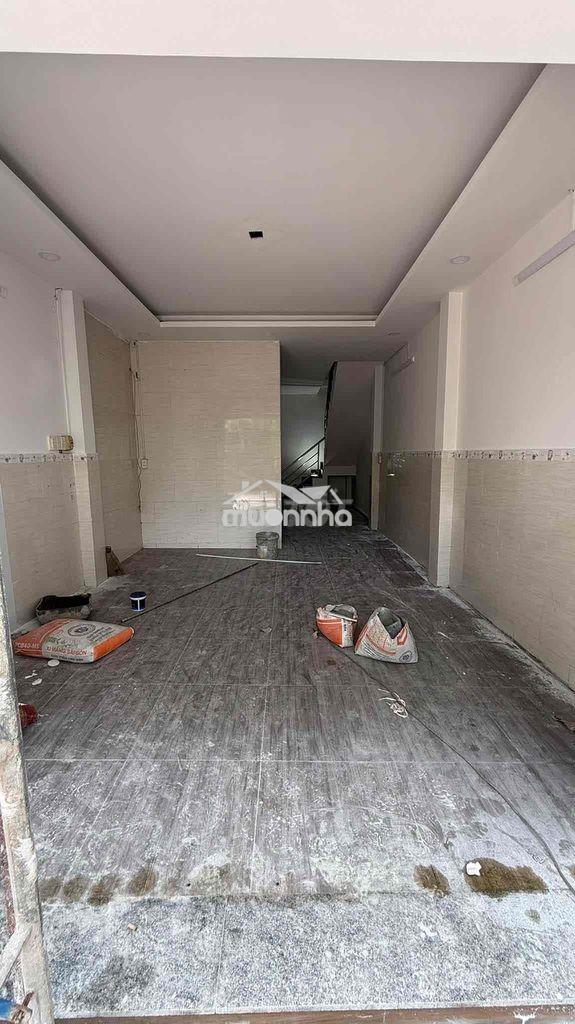 Nhà rộng 6x17 3pn ngay trường cd điện lực giá 8 triệu hxh thông - Ảnh 3