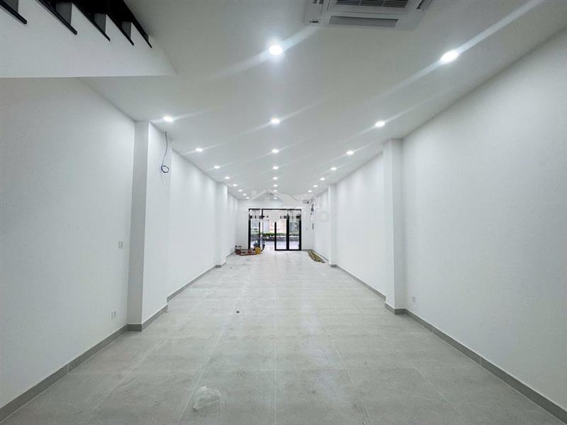 Cho thuê nguyên căn cityland có thang máy, cho làm văn phòng chia sẻ