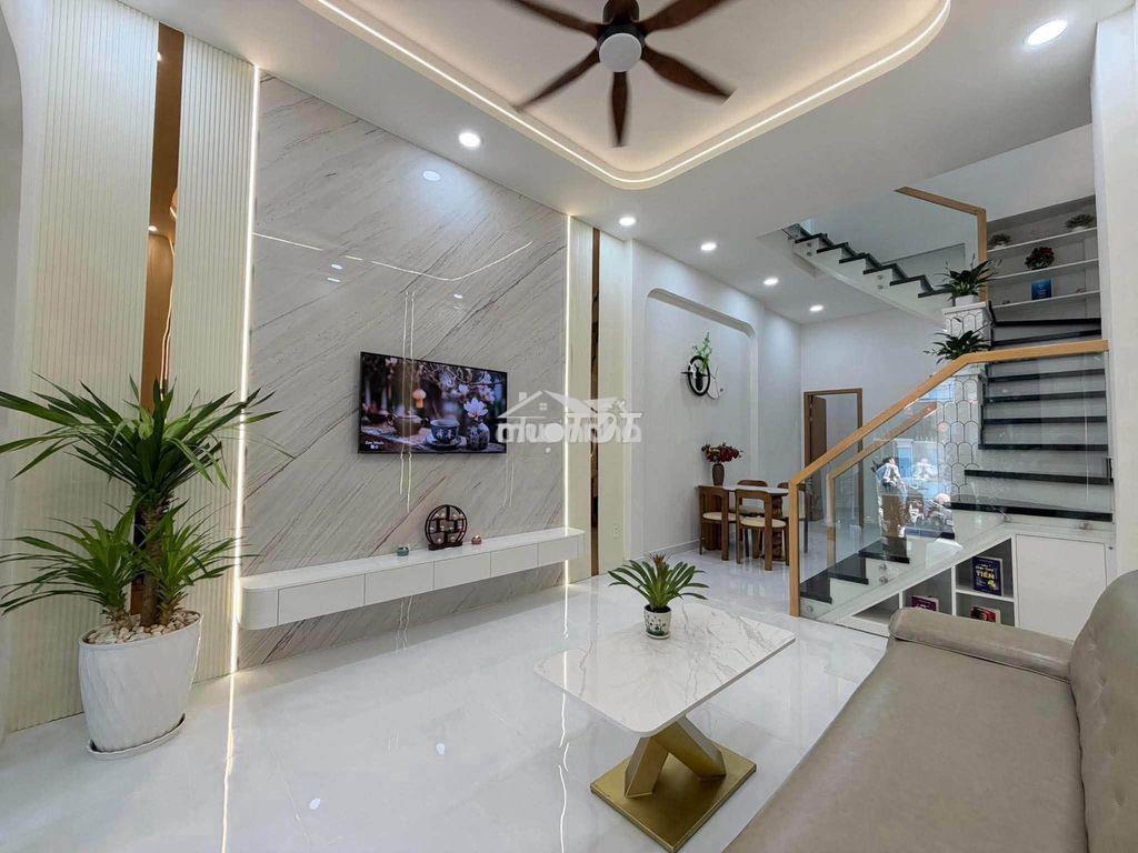 Bán nhà 2 tầng 3pn hẻm ô tô hoàng bật đạt tân bình 47m2 - Ảnh 4