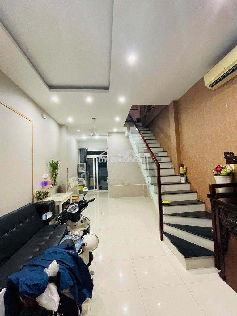 25tr, nhà đẹp hxh 50m2 | 3 tầng - vòng xoay bến thành, giá trị dv cao - Ảnh 3