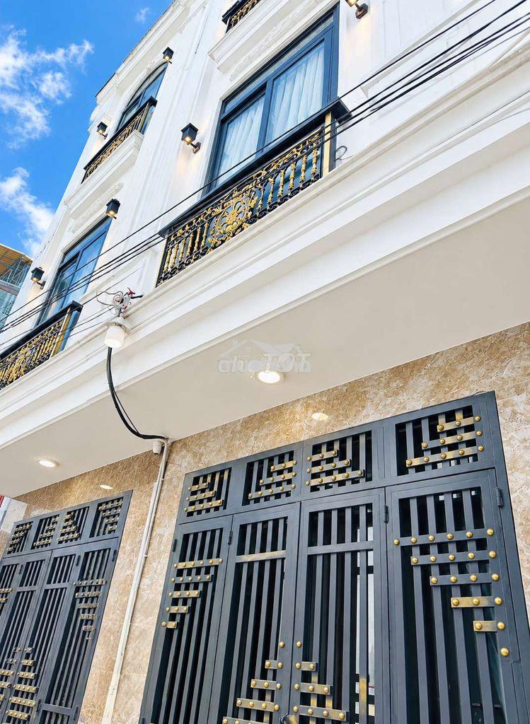 Bán nhà 3 tầng 32m2 bình tân giáp tân phú hẻm an ninh