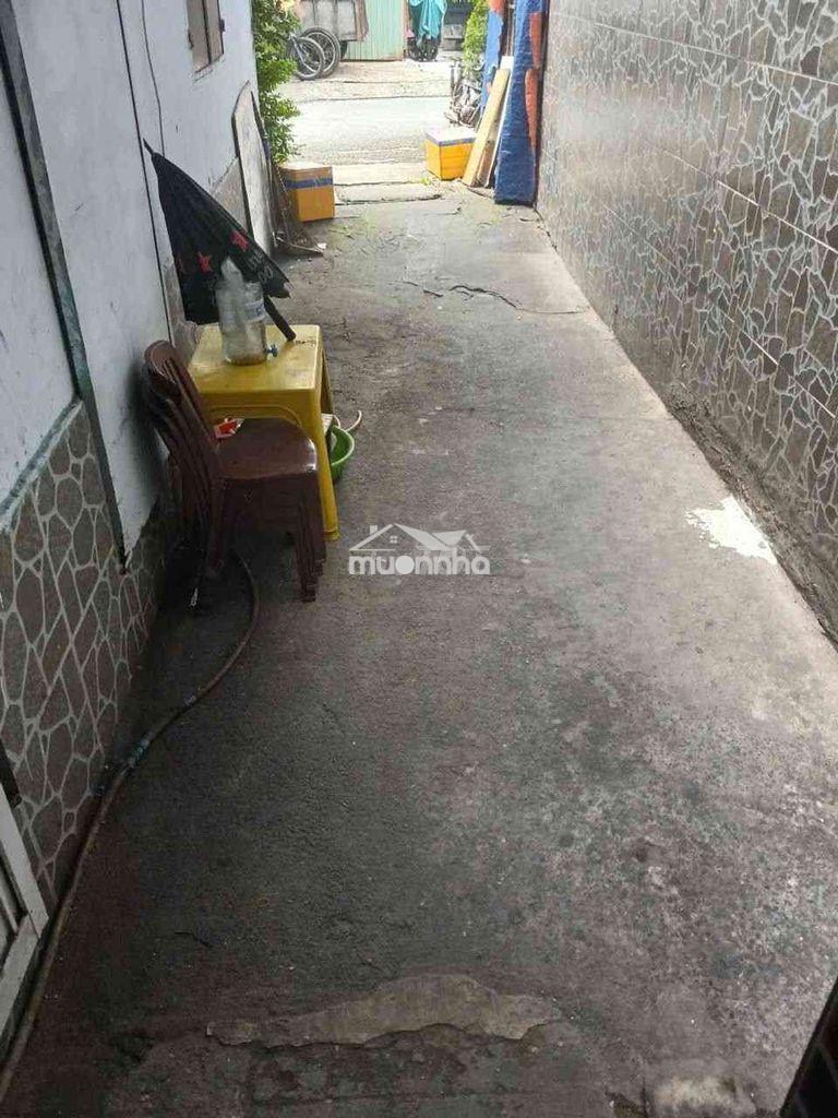 Chính chủ chưa qua đầu tư _hẻm xe hơi_ 4 x8m giá 3,5tỷ_tiện xây mới