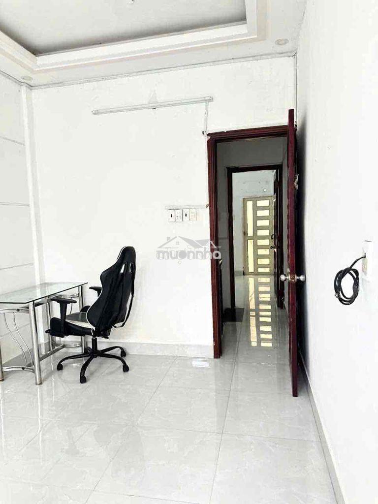 Nhà rộng 50m2 1lầu 2pn 2wc gần chợ phạm văn bạch - Ảnh 2
