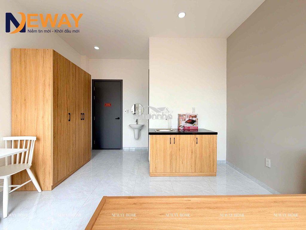 Khai trương phòng mới xây ban công ngay ngã tư gò mây - Ảnh 3