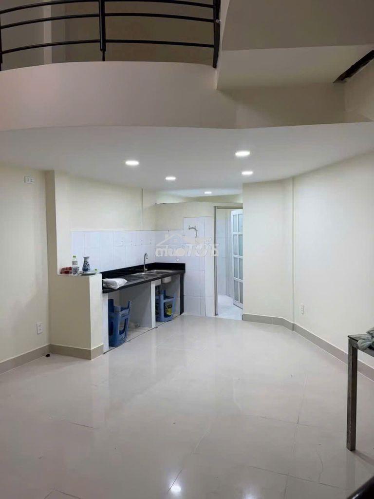 Nhà hẻm hòa hảo, q10. dt: 3.3x10m, 3 lầu, 3pn, 3wc. giá 12tr - Ảnh 4