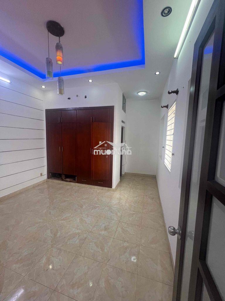 Cho thuê nhà đường lạc long quân 4x15 trệt 2 lầu 4pn