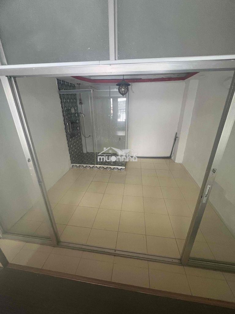 Càn chi thuê nhà đường hẻm tôn thất thuyết quận 4 dt3,7x8 m-2 tầng - Ảnh 3