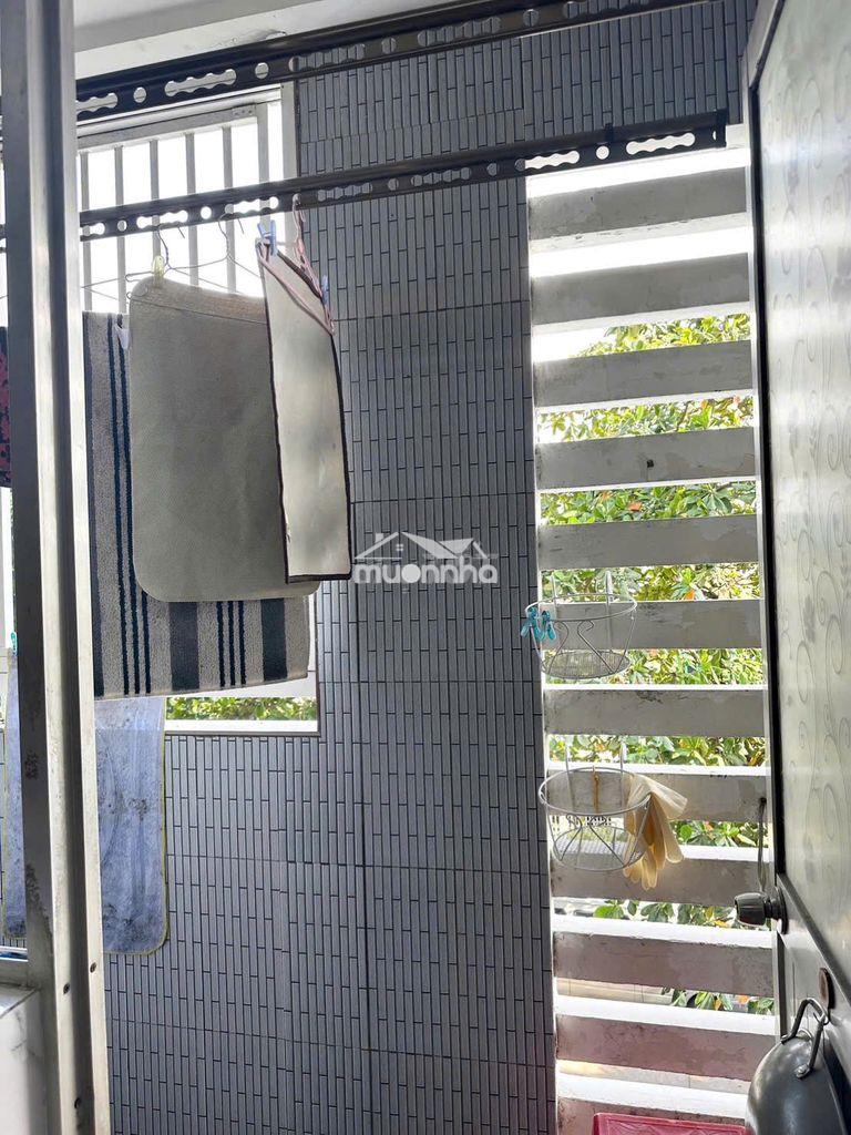Bán căn hộ bông sao block a 68m2,  có ban công. - Ảnh 2