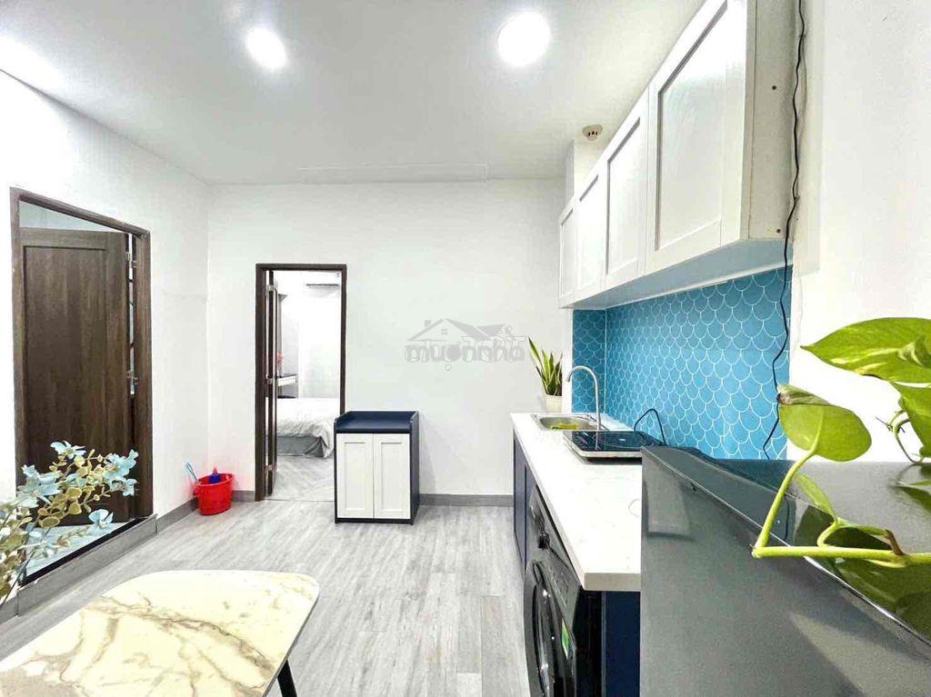 1 phòng ngủ ban công cực lớn view landmark 81 , thang máy - Ảnh 3